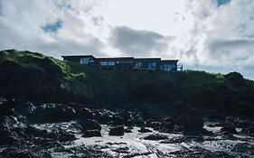 Kleifar: Ocean View Apartment